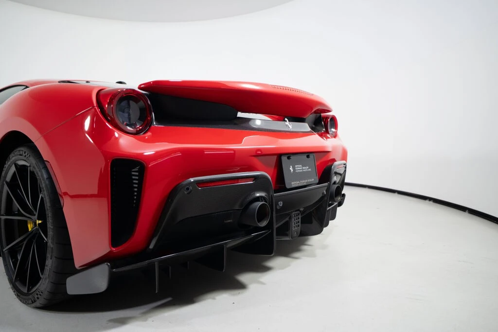 2019 Ferrari 488 Pista - Image 31 of 31