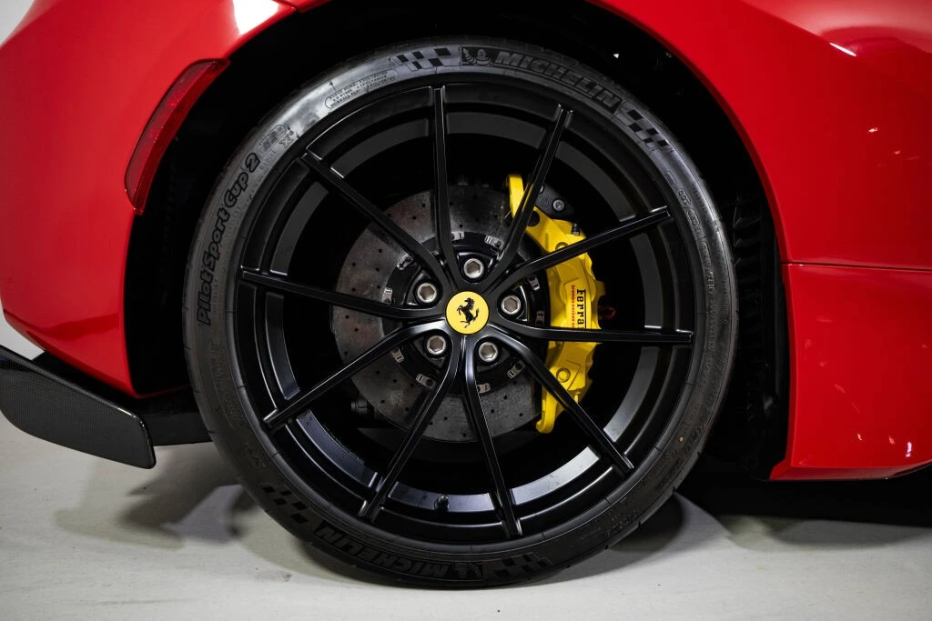 2019 Ferrari 488 Pista - Image 20 of 31