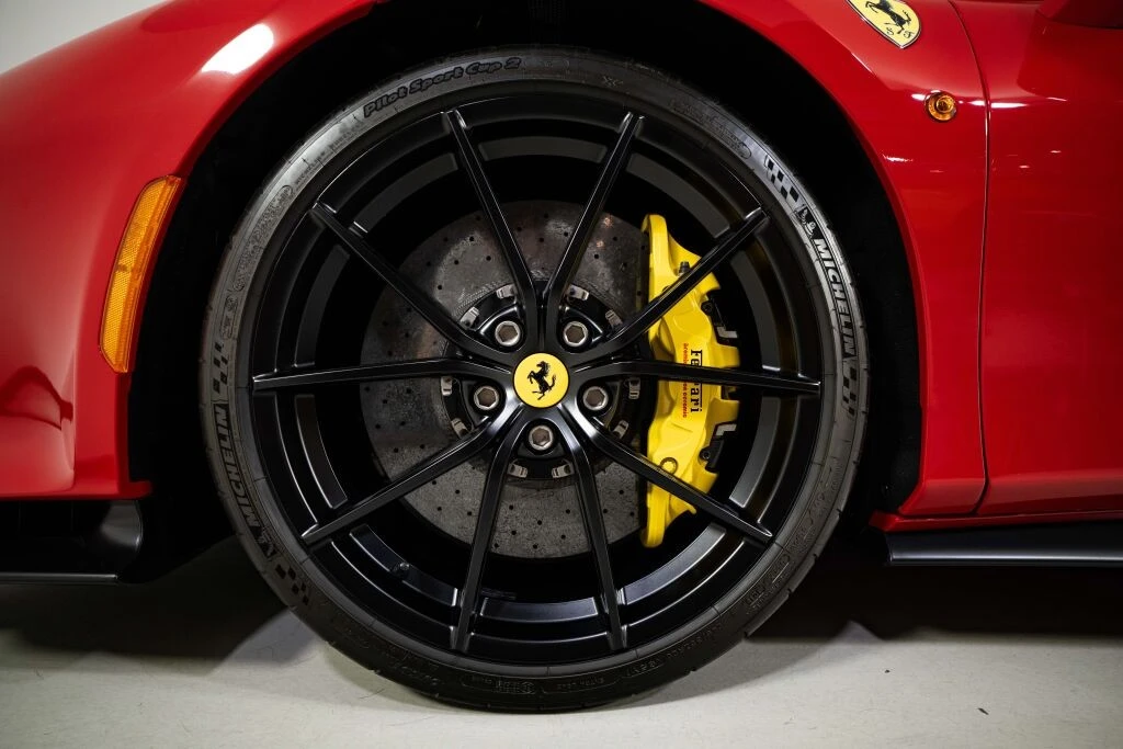 2019 Ferrari 488 Pista - Image 14 of 31