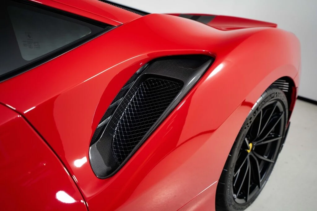 2019 Ferrari 488 Pista - Image 17 of 31