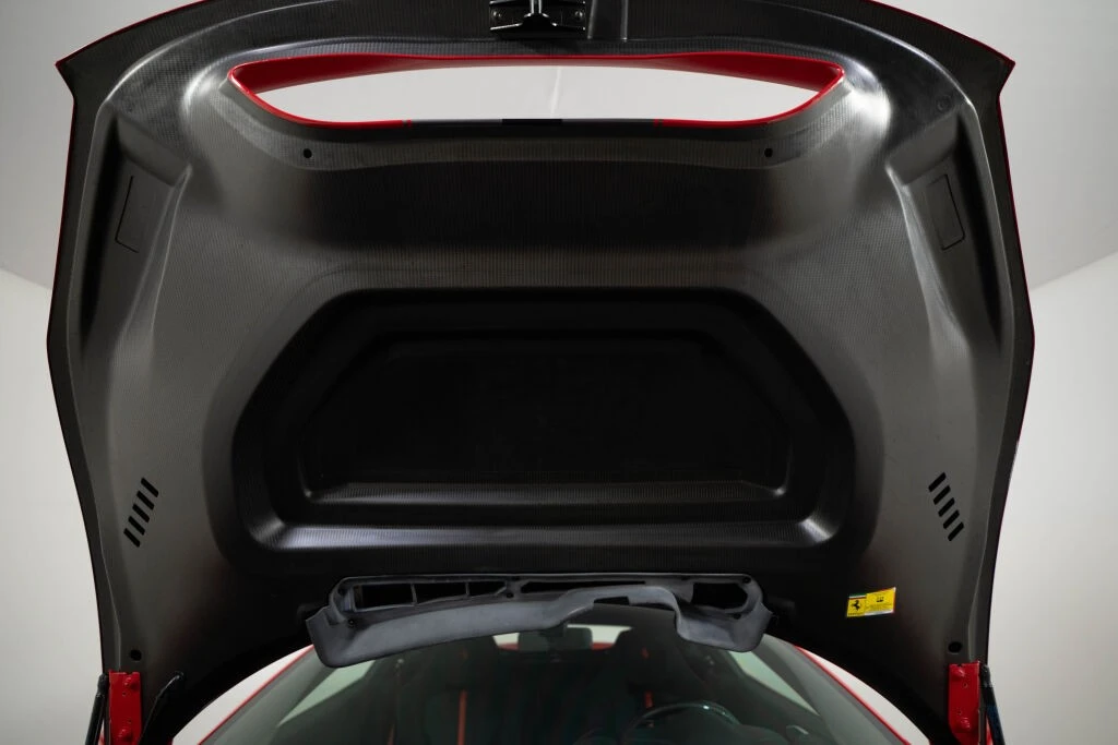 2019 Ferrari 488 Pista - Image 27 of 31