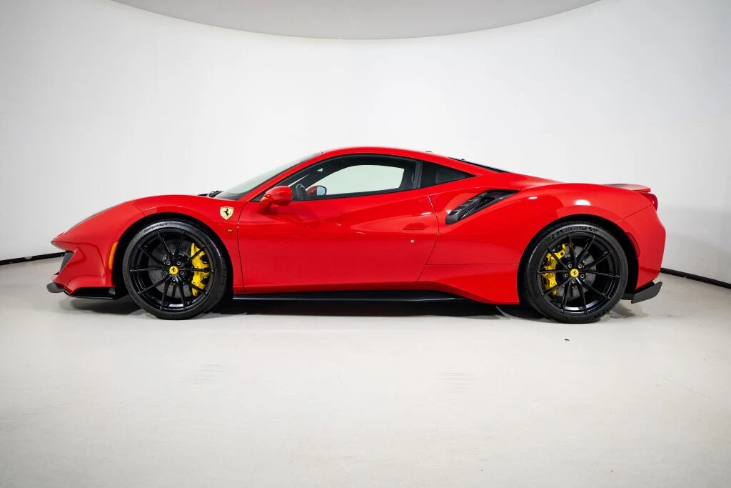 2019 Ferrari 488 Pista - Image 13 of 31