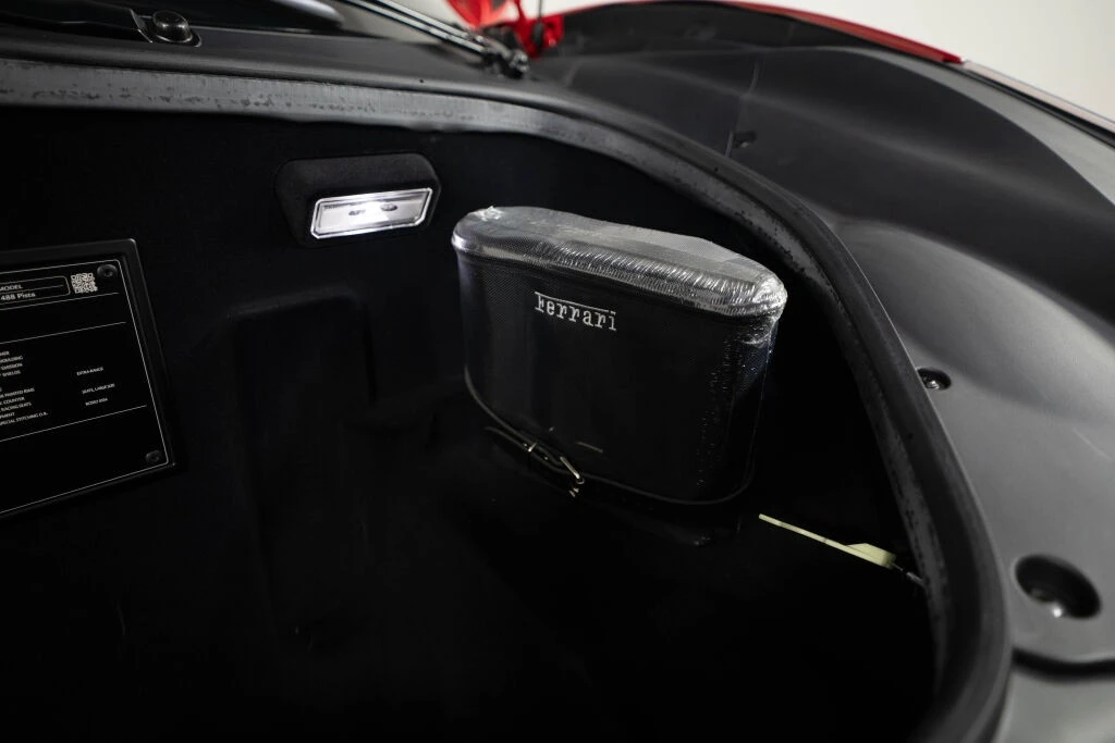 2019 Ferrari 488 Pista - Image 25 of 31