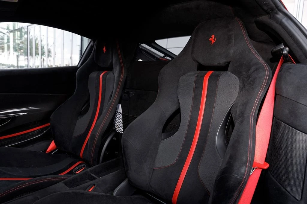 2019 Ferrari 488 Pista - Image 17 of 31