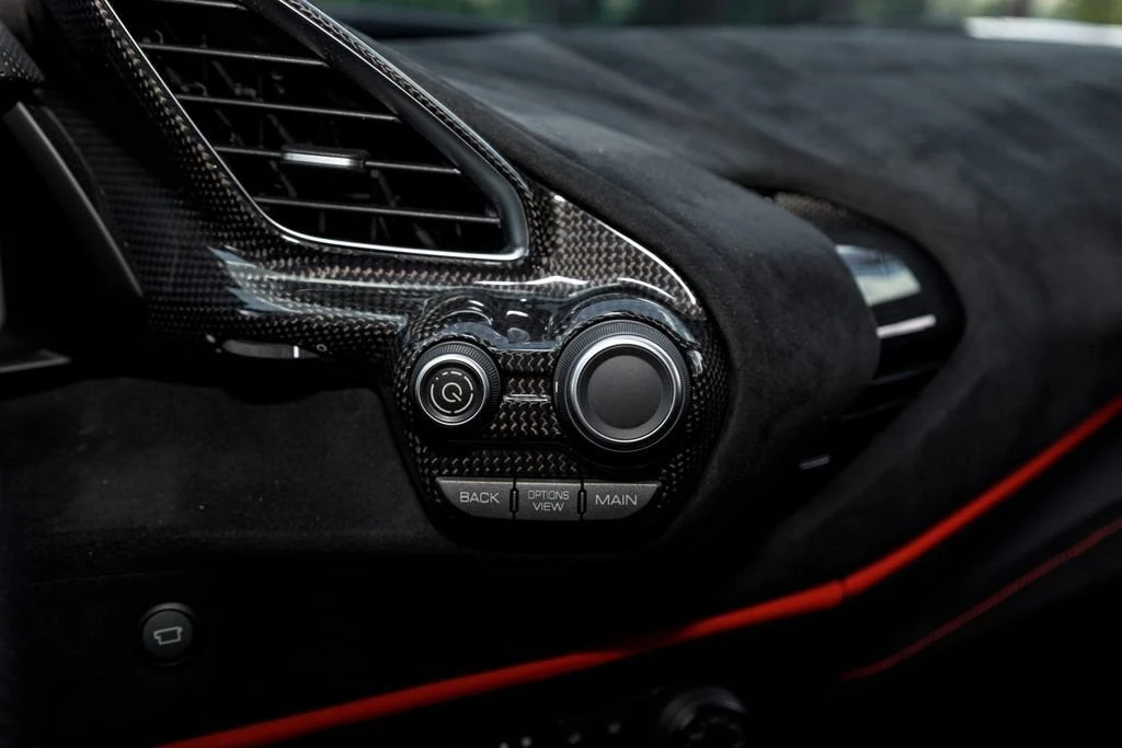2019 Ferrari 488 Pista - Image 24 of 31