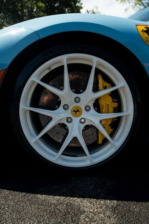 2019 Ferrari 488 Pista - Image 11 of 25