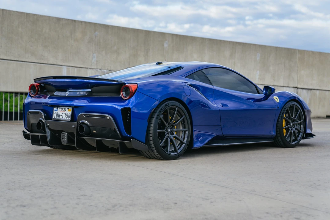 2019 Ferrari 488 Pista - Image 20 of 31