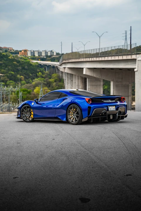 2019 Ferrari 488 Pista - Image 12 of 31