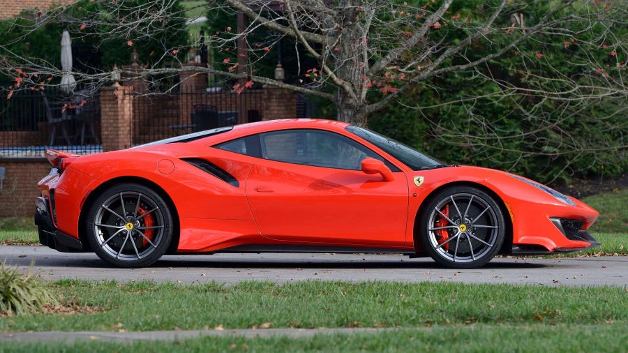 2019 Ferrari 488 Pista - Image 2 of 30