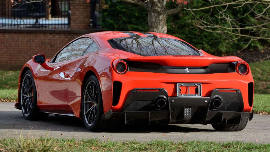 2019 Ferrari 488 Pista - Image 13 of 30