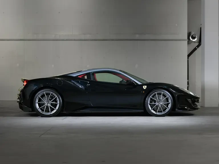2019 Ferrari 488 Pista - Image 6 of 31