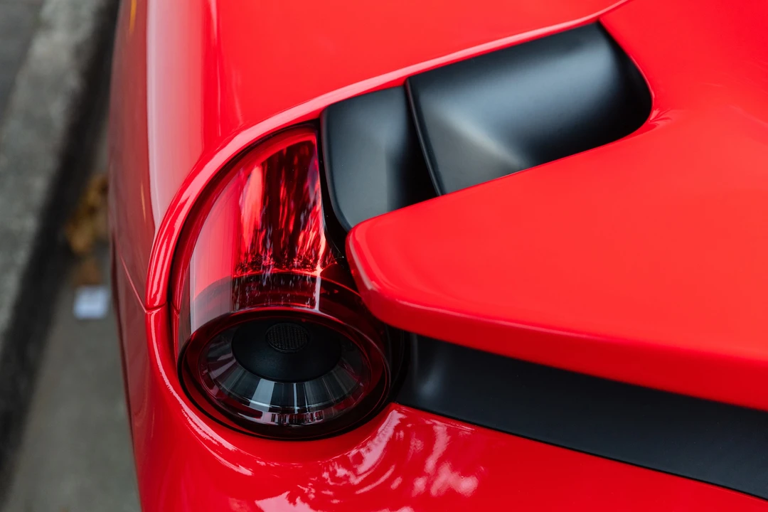 2019 Ferrari 488 Pista - Image 17 of 31