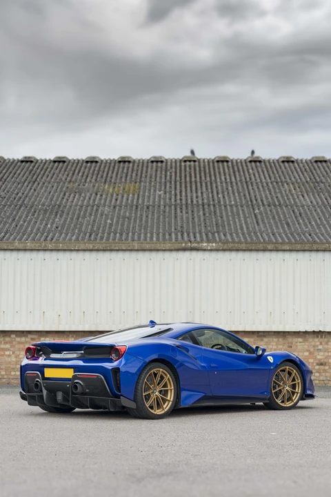 2019 Ferrari 488 Pista - Image 23 of 31