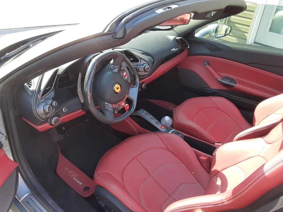 2019 Ferrari 488 Spider - Image 7 of 12
