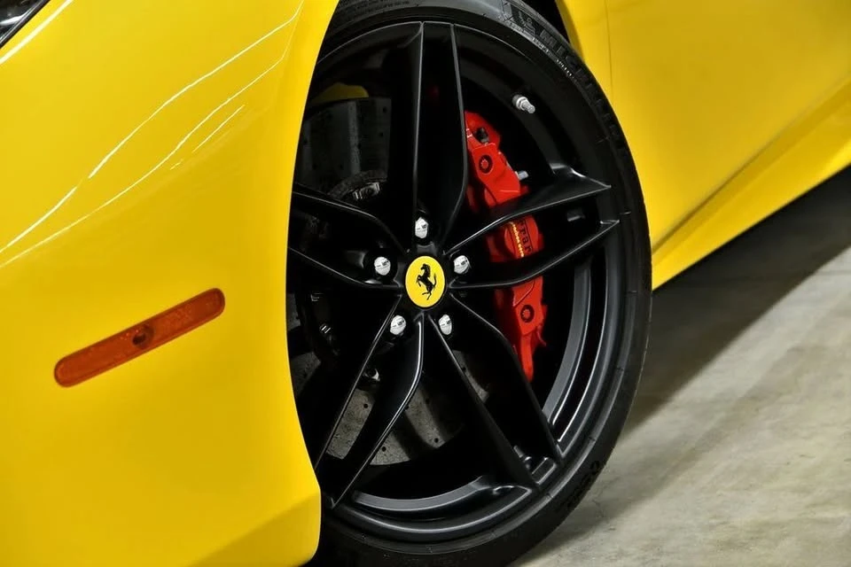 2019 Ferrari 488 Spider - Image 8 of 10