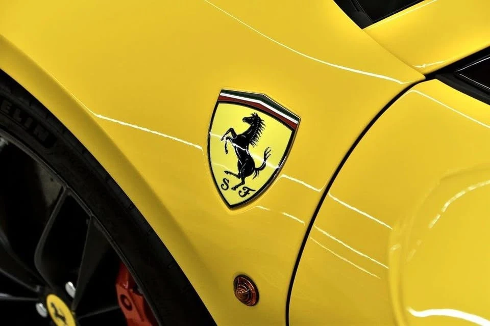 2019 Ferrari 488 Spider - Image 9 of 10