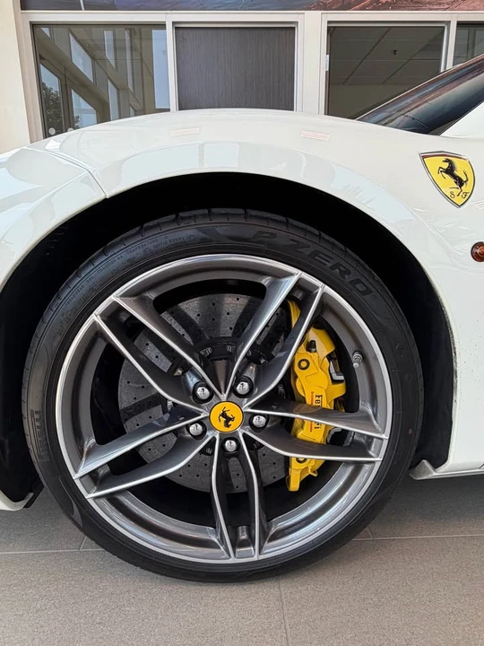 2019 Ferrari 488 Spider - Image 2 of 8