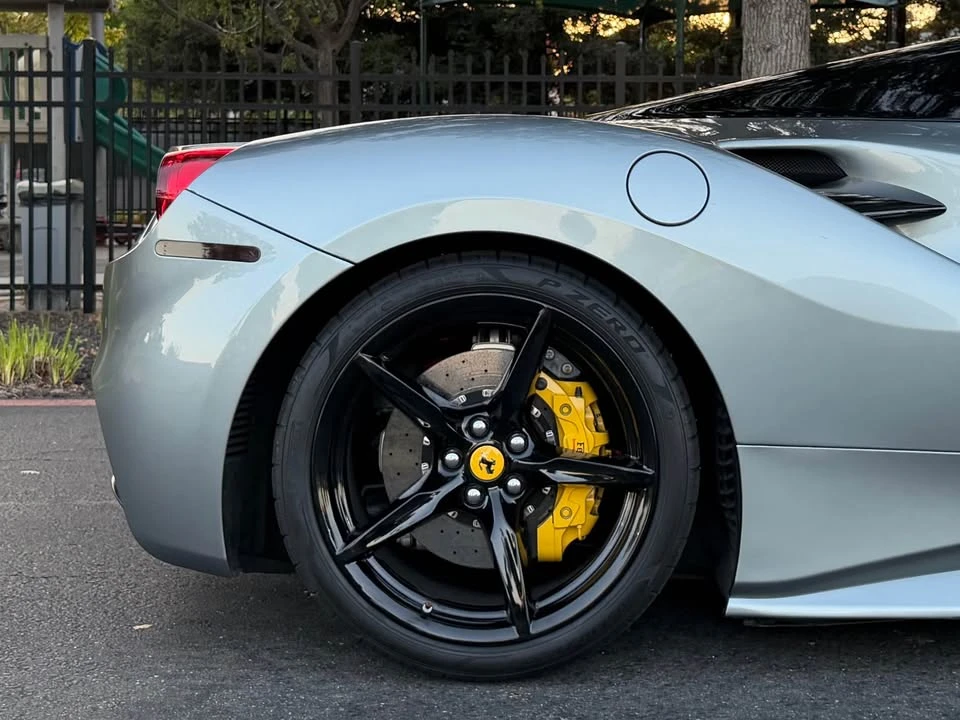 2019 Ferrari 488 Spider - Image 20 of 20