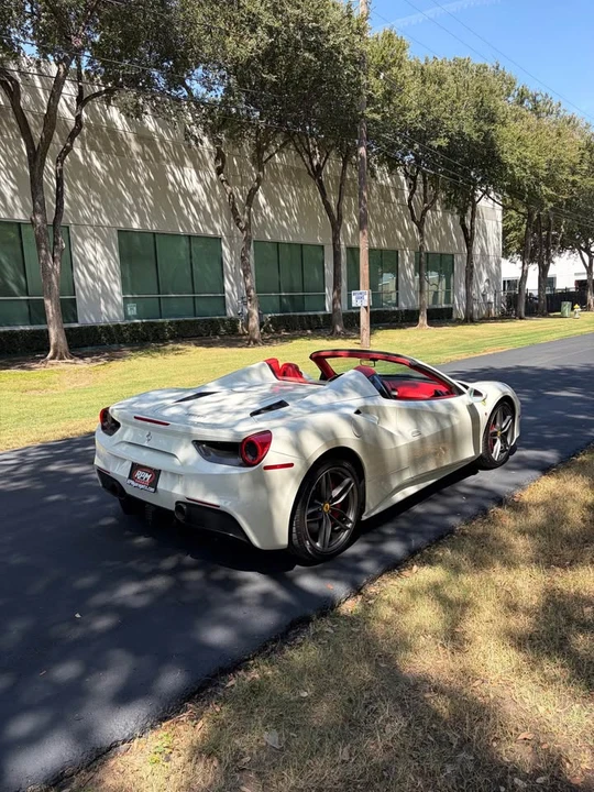 2019 Ferrari 488 Spider - Image 4 of 5