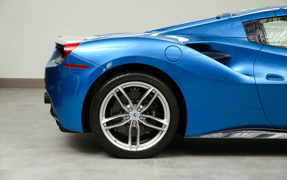 2019 Ferrari 488 Spider - Image 14 of 31