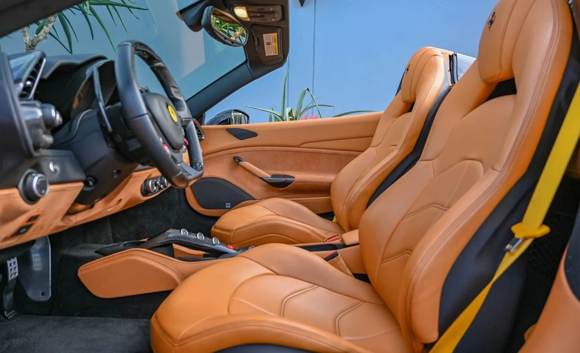 2019 Ferrari 488 Spider - Image 4 of 7