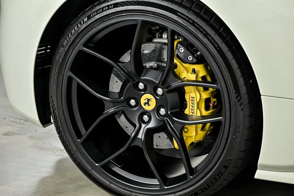 2019 Ferrari 488 Spider - Image 13 of 20