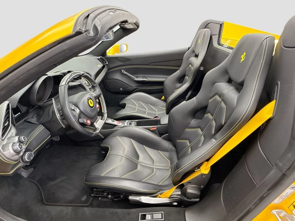 2019 Ferrari 488 Spider - Image 26 of 31