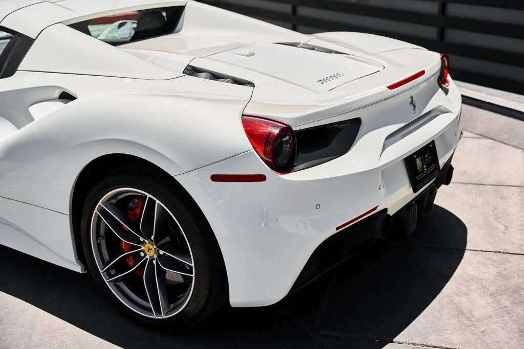 2019 Ferrari 488 Spider - Image 10 of 31
