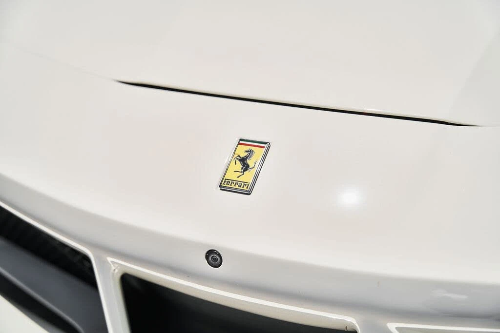 2019 Ferrari 488 Spider - Image 8 of 31