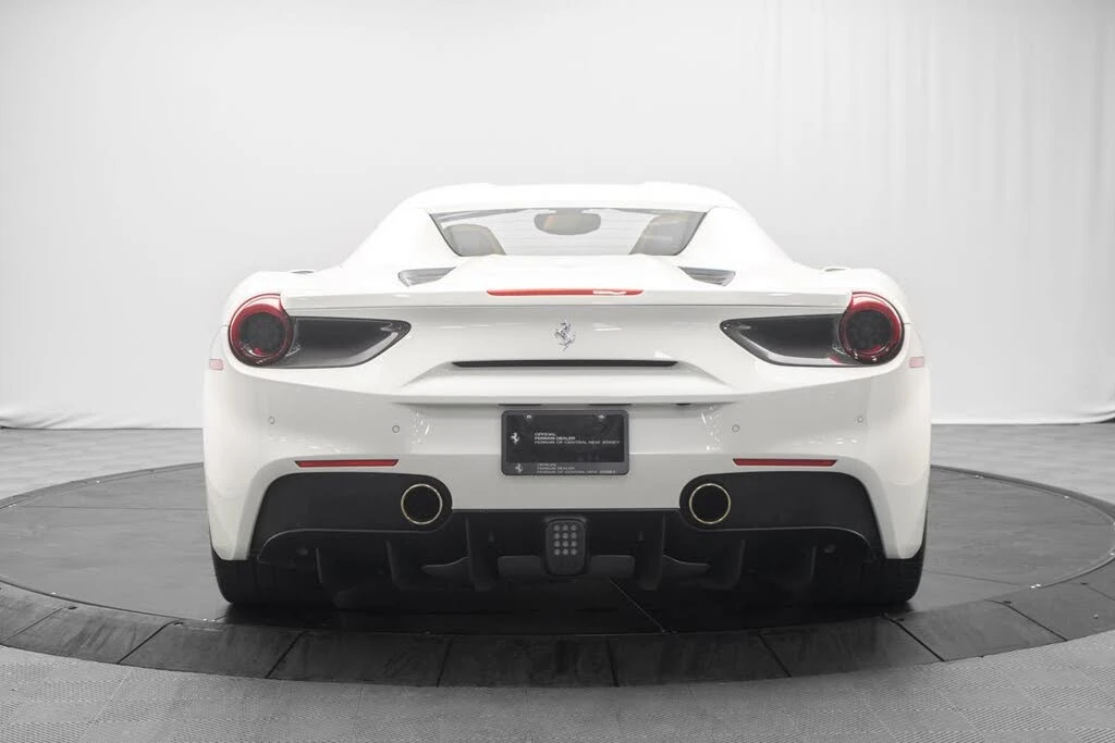 2019 Ferrari 488 Spider - Image 14 of 31