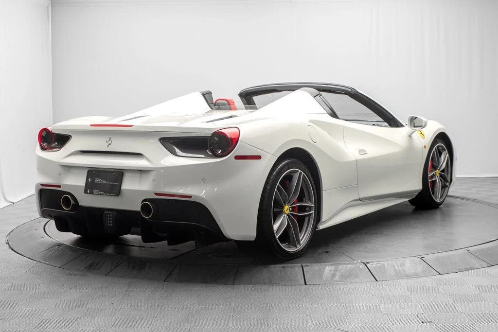 2019 Ferrari 488 Spider - Image 7 of 31