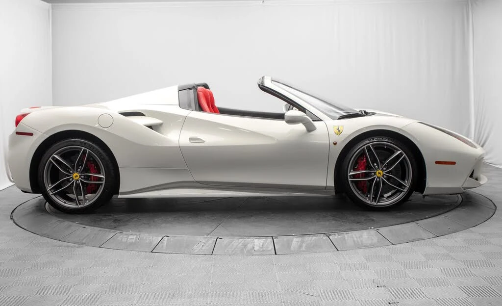 2019 Ferrari 488 Spider - Image 8 of 31