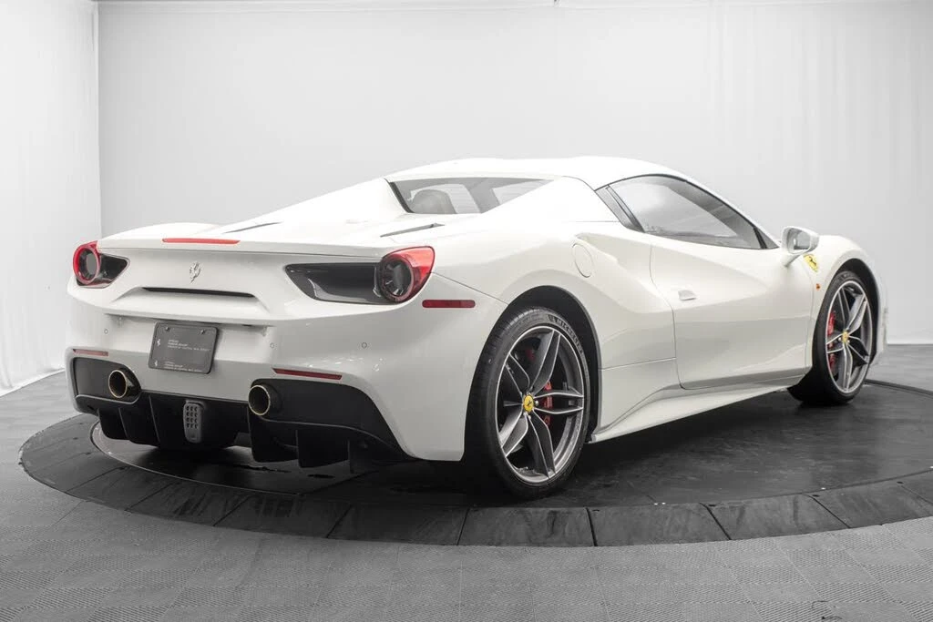 2019 Ferrari 488 Spider - Image 15 of 31