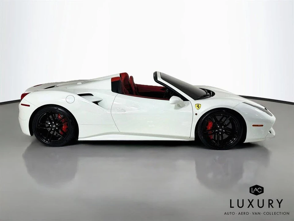 2019 Ferrari 488 Spider - Image 5 of 6