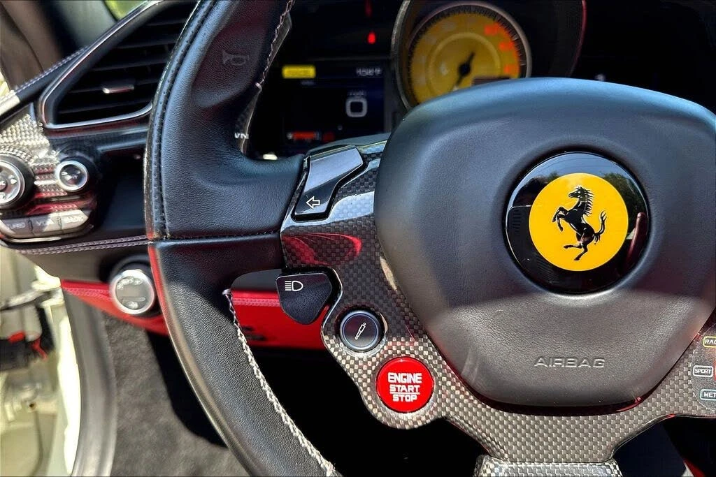 2019 Ferrari 488 Spider - Image 11 of 30
