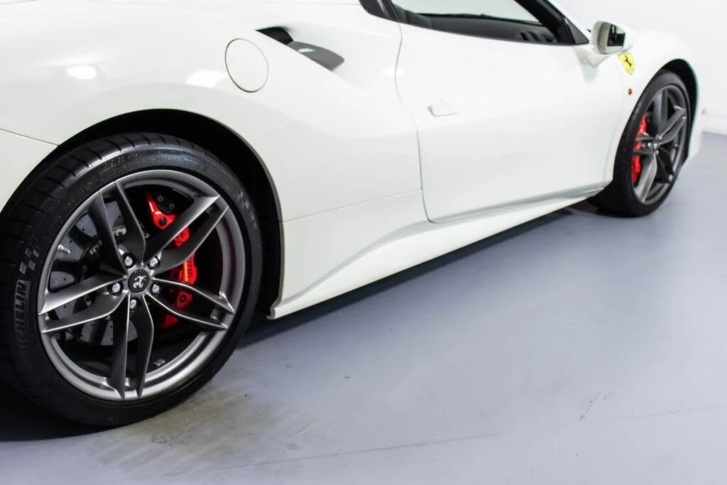 2019 Ferrari 488 Spider - Image 20 of 31