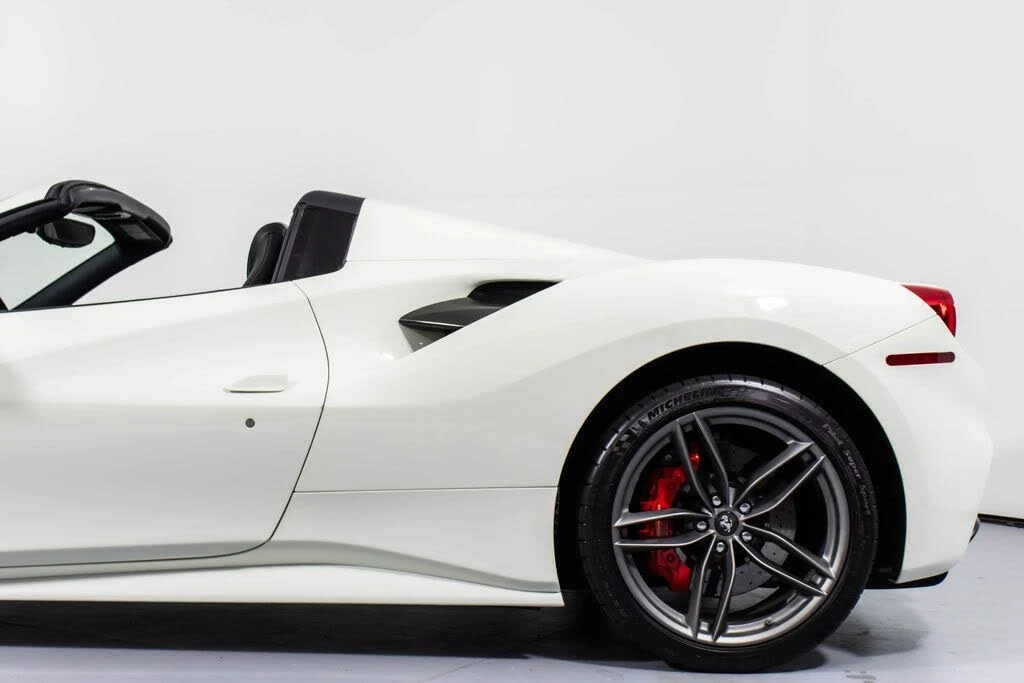 2019 Ferrari 488 Spider - Image 27 of 31