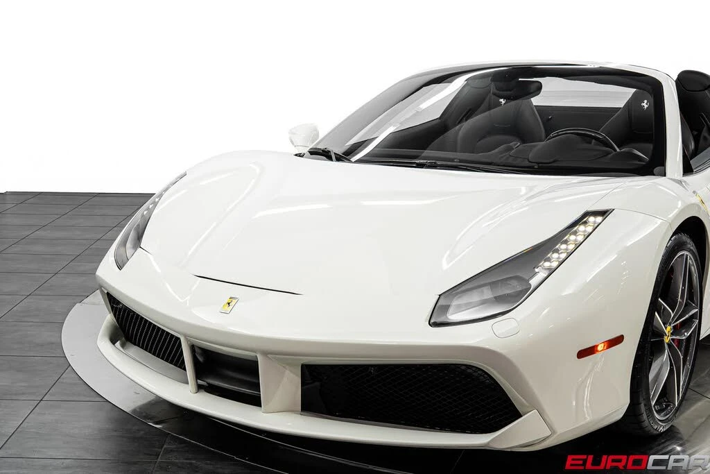 2019 Ferrari 488 Spider - Image 16 of 31