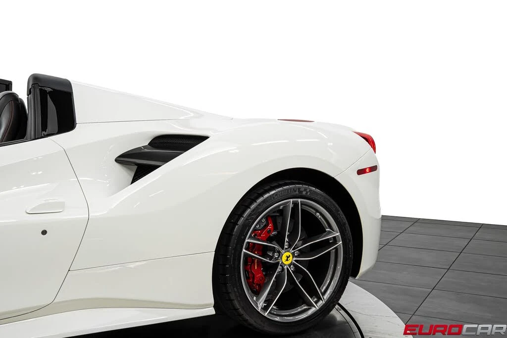 2019 Ferrari 488 Spider - Image 19 of 31