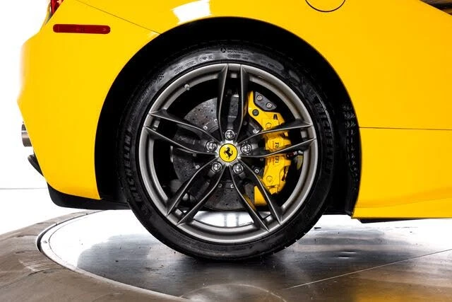 2019 Ferrari 488 Spider - Image 20 of 31
