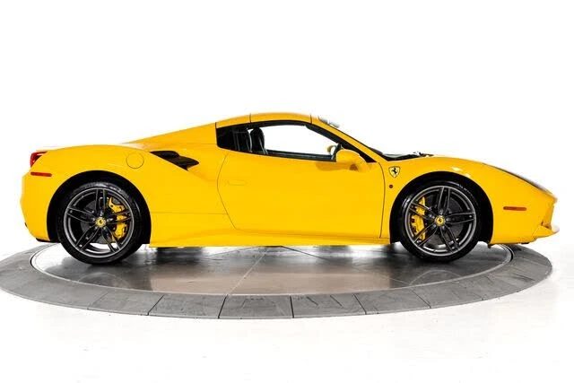 2019 Ferrari 488 Spider - Image 13 of 31
