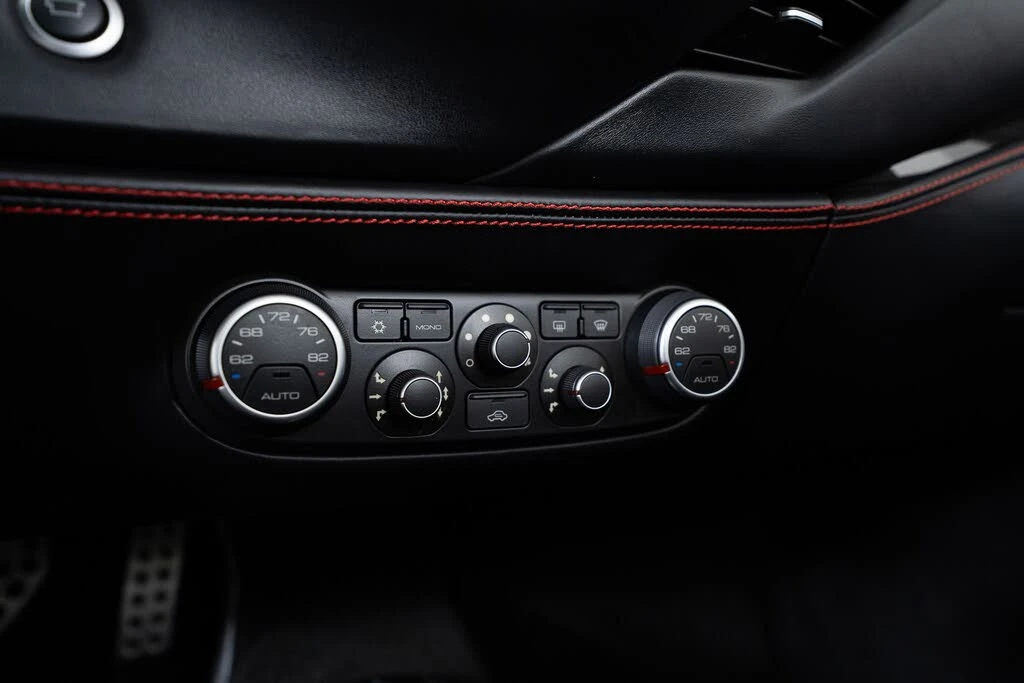 2019 Ferrari 488 Spider - Image 15 of 31