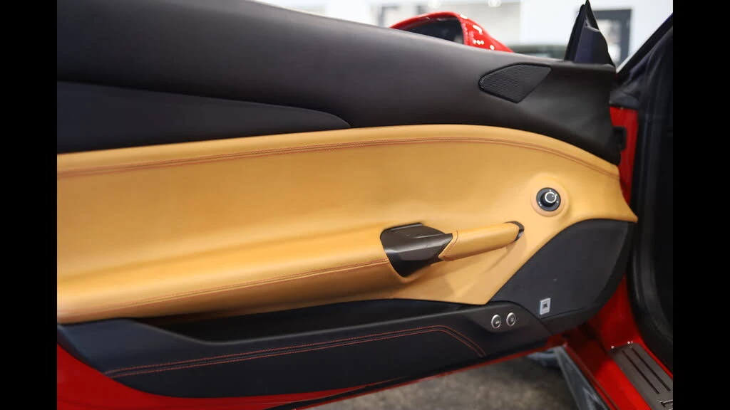 2019 Ferrari 488 Spider - Image 14 of 31