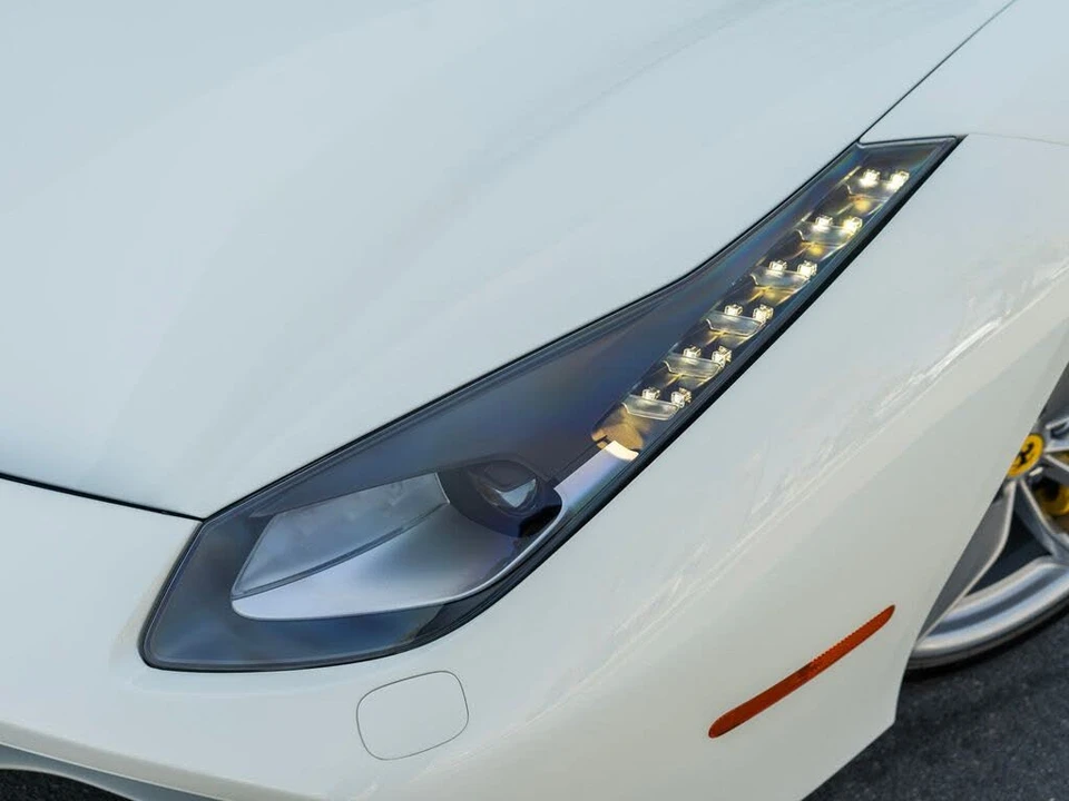 2019 Ferrari 488 Spider - Image 14 of 31