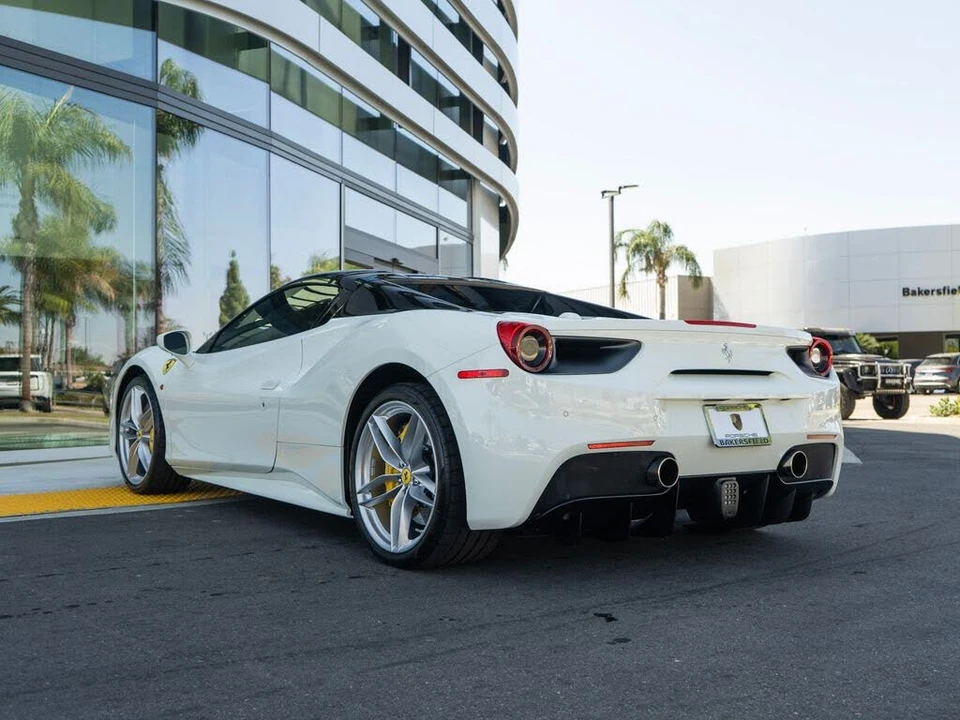 2019 Ferrari 488 Spider - Image 3 of 31