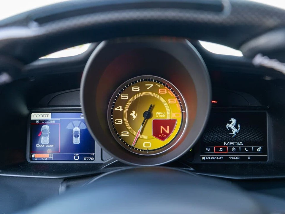 2019 Ferrari 488 Spider - Image 25 of 31