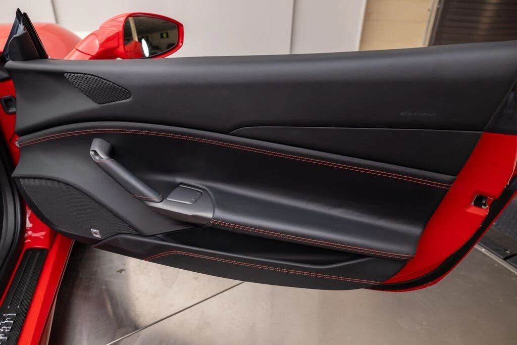 2019 Ferrari 488 Spider - Image 26 of 31