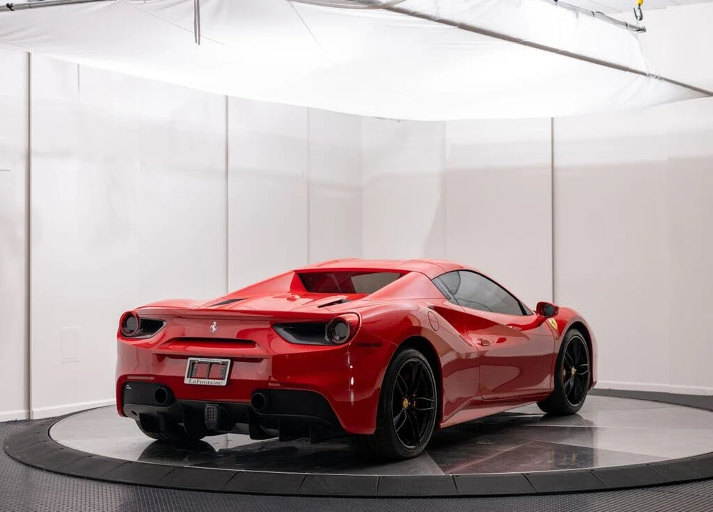 2019 Ferrari 488 Spider - Image 8 of 31