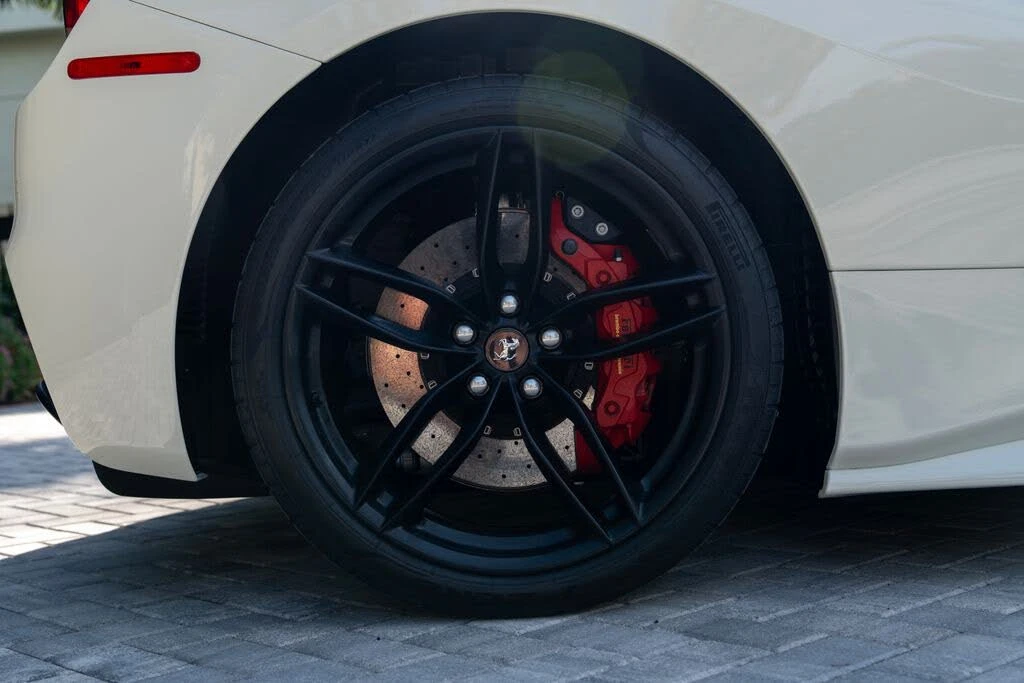 2019 Ferrari 488 Spider - Image 14 of 31