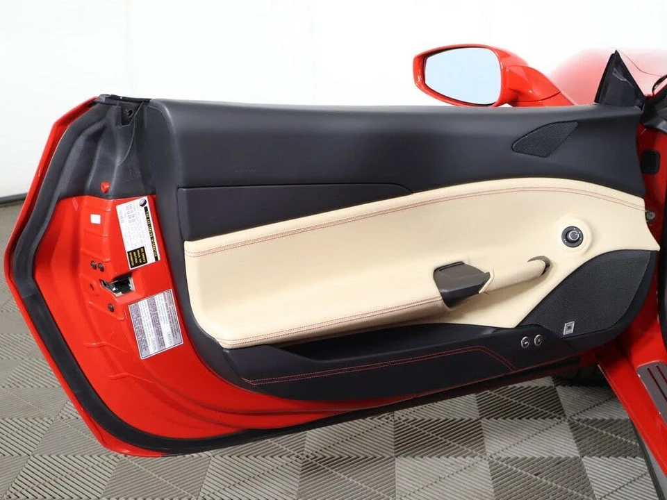 2019 Ferrari 488 Spider - Image 21 of 31